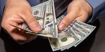Զորակոչիկի տարկետման համար՝ 7500 դոլար կաշառք․ մեղադրանք ՊՆ ՌՈ պաշտոնյային