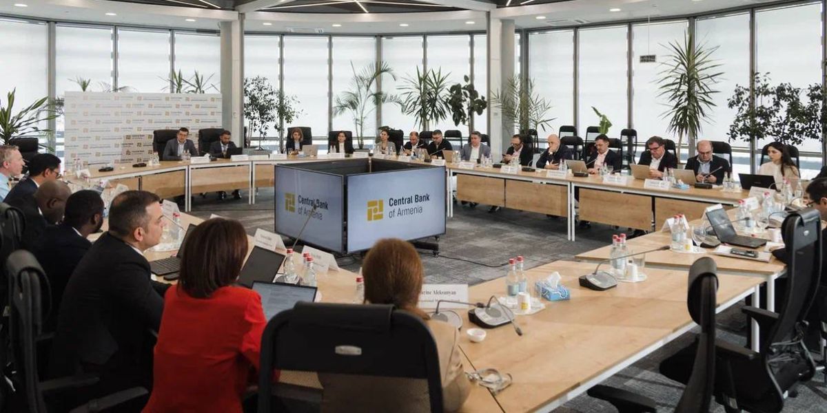 Հանդիպում ԿԲ-ում․ ինչ հարցեր են քննարկվել ԱՄՀ պատվիրակության հետ